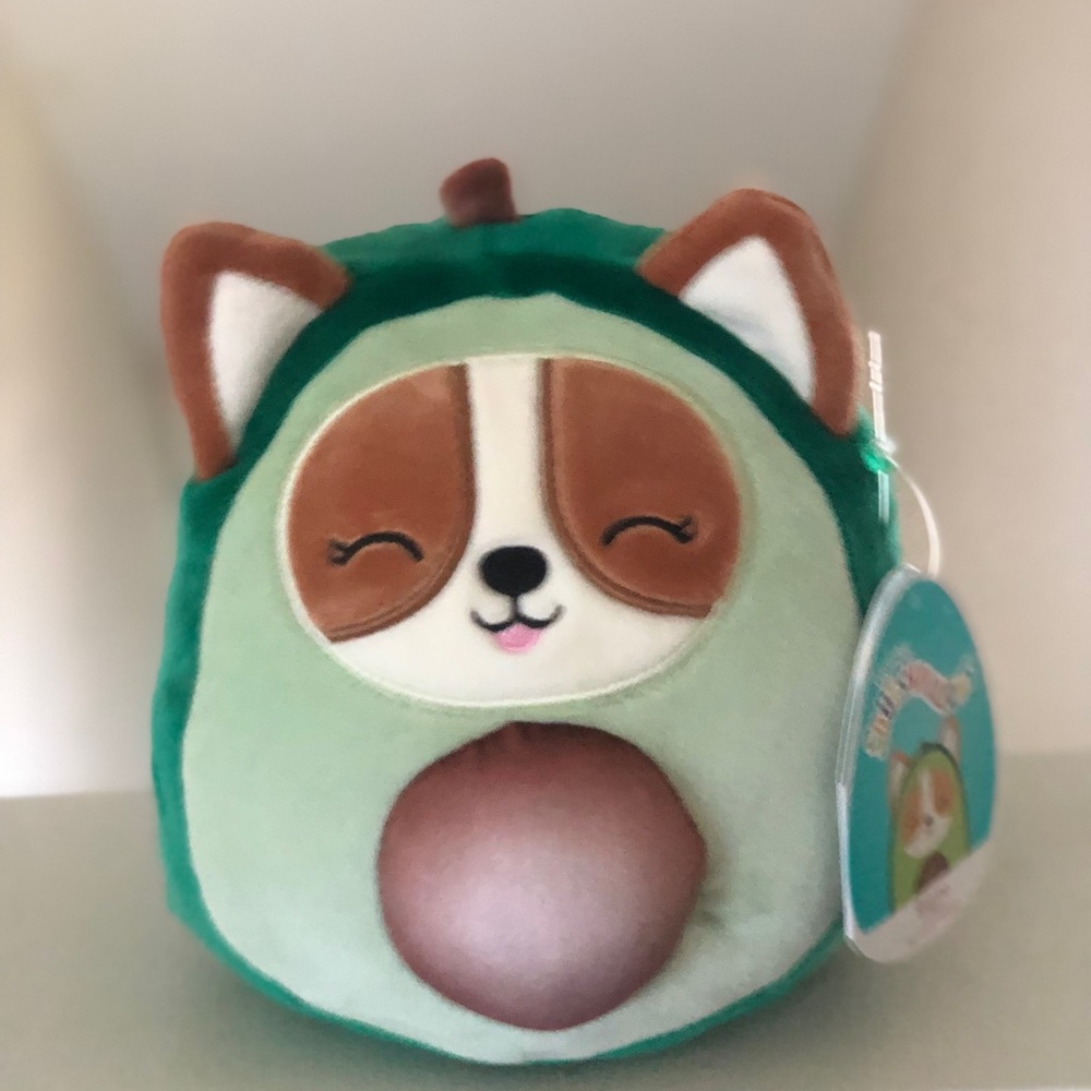 BNWT Regina the Hybrid Avocado/Dog Squishmallow